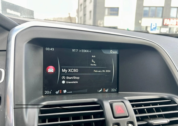 Volvo XC 60 cena 89900 przebieg: 113169, rok produkcji 2017 z Żychlin małe 326